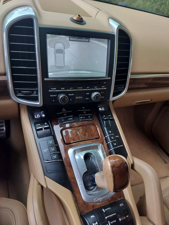 2011 Porsche 958 Cayenne - Image 18 of 20