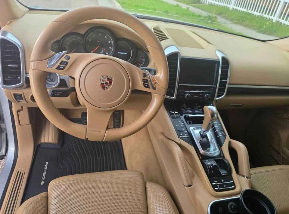 2011 Porsche 958 Cayenne - Image 4 of 5