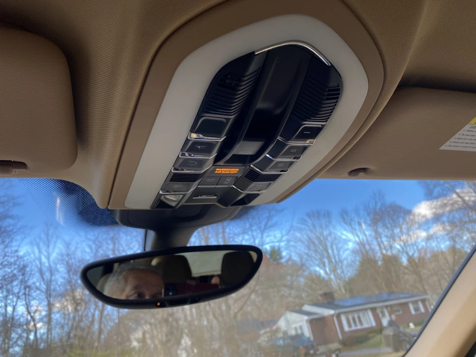 2011 Porsche 958 Cayenne S - Image 6 of 16
