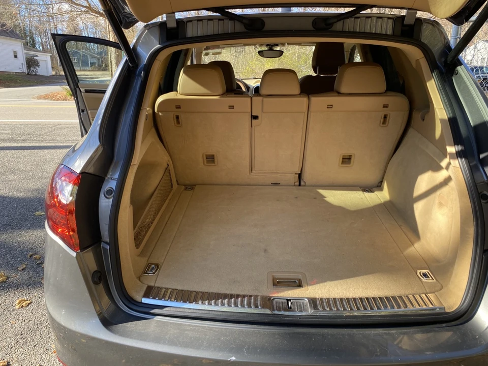 2011 Porsche 958 Cayenne S - Image 11 of 16