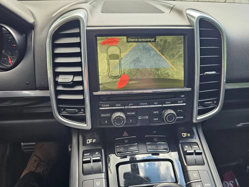 2011 Porsche 958 Cayenne S - Image 8 of 10