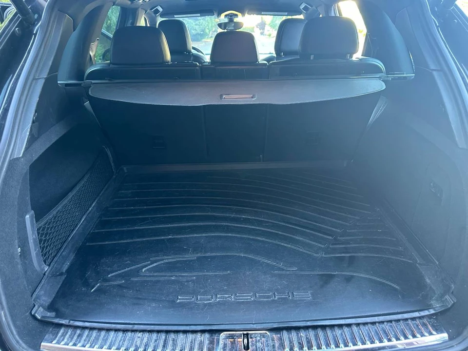 2011 Porsche 958 Cayenne S - Image 14 of 19
