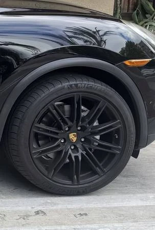 2011 Porsche 958 Cayenne S - Image 10 of 10