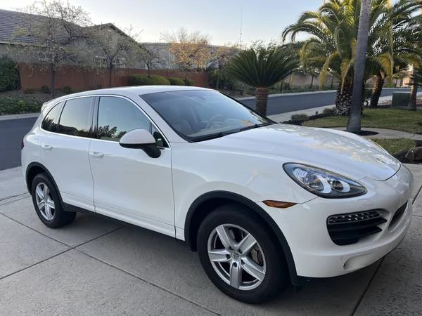 2011 Porsche 958 Cayenne S - Image 5 of 17