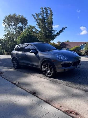 2011 Porsche 958 Cayenne S - Image 3 of 19