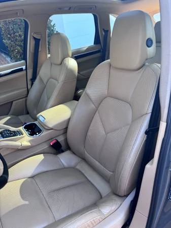 2011 Porsche 958 Cayenne S - Image 9 of 19
