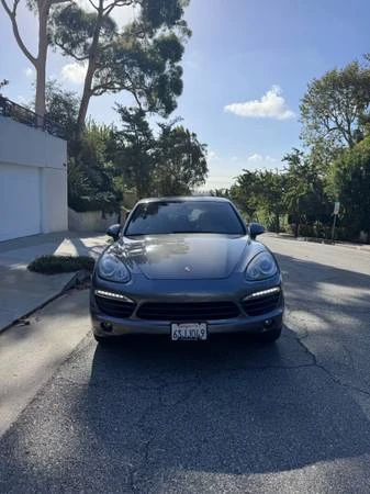 2011 Porsche 958 Cayenne S - Image 2 of 19