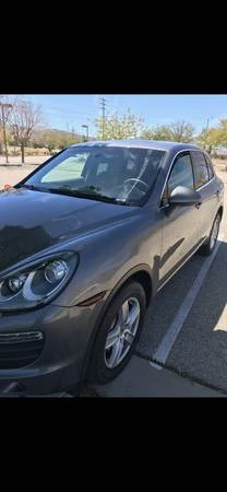 2011 Porsche 958 Cayenne S - Image 2 of 6