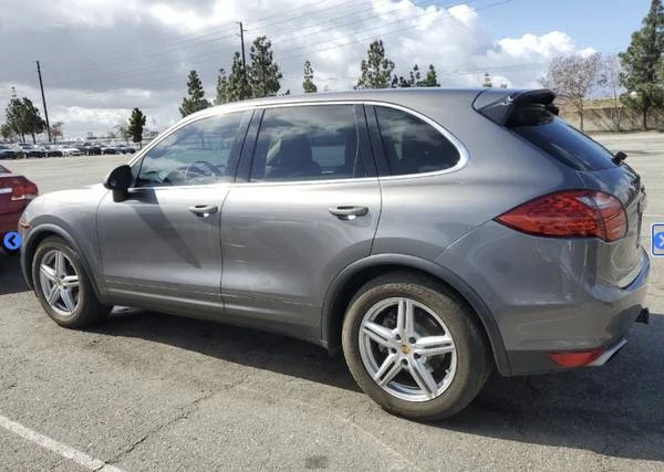 2011 Porsche 958 Cayenne S - Image 6 of 14