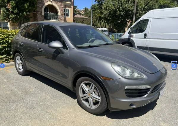 2011 Porsche 958 Cayenne S - Image 5 of 14
