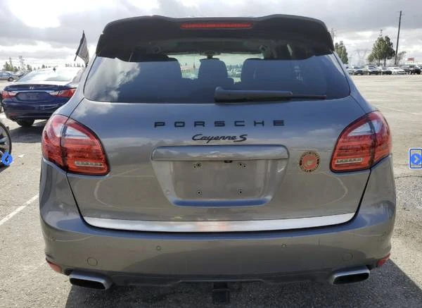 2011 Porsche 958 Cayenne S - Image 3 of 14