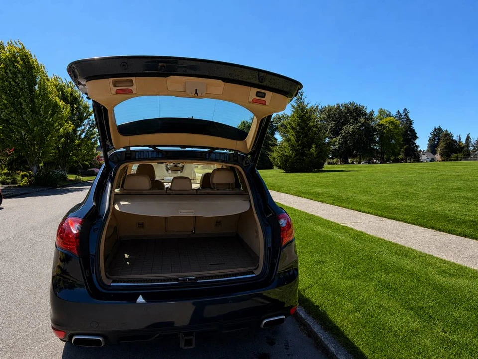 2011 Porsche 958 Cayenne S - Image 6 of 24