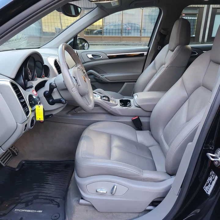 2011 Porsche 958 Cayenne S - Image 7 of 20