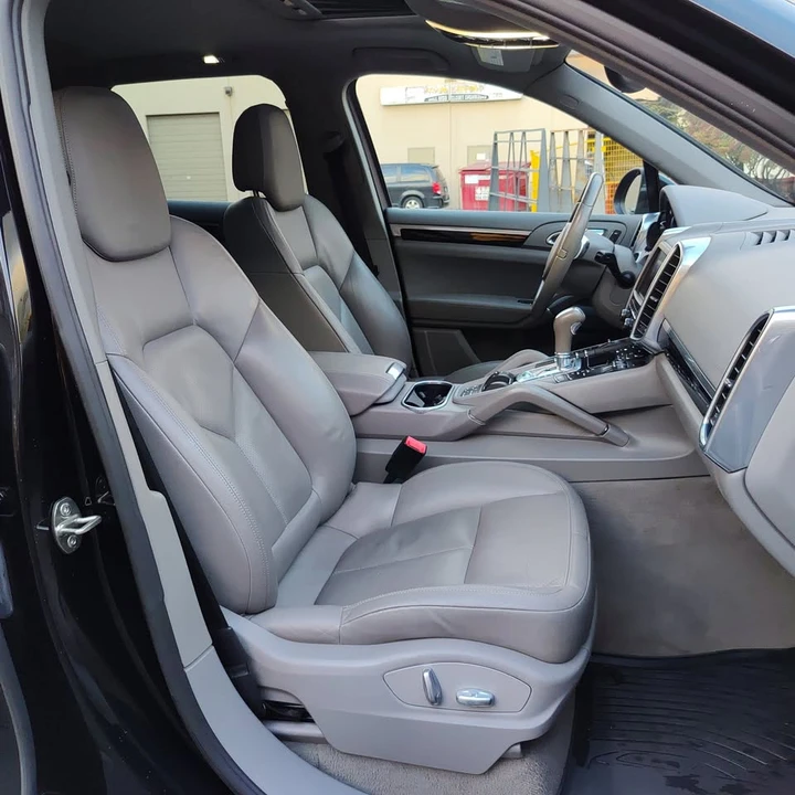 2011 Porsche 958 Cayenne S - Image 16 of 20