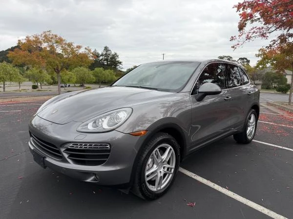 2011 Porsche 958 Cayenne S - Image 2 of 18
