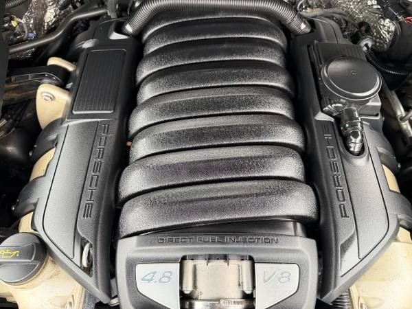 2011 Porsche 958 Cayenne S - Image 15 of 18