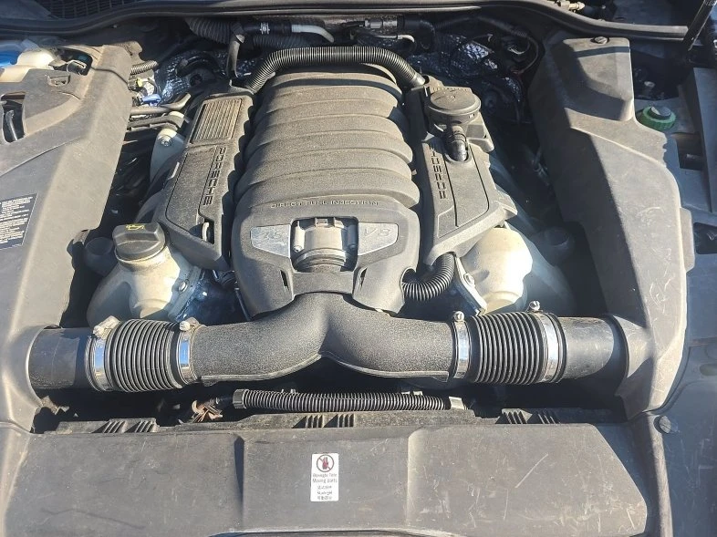 2011 Porsche 958 Cayenne S - Image 10 of 14