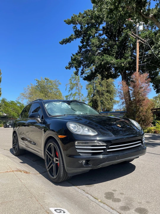2011 Porsche 958 Cayenne S - Image 7 of 13