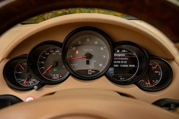 2011 Porsche 958 Cayenne - Image 11 of 18
