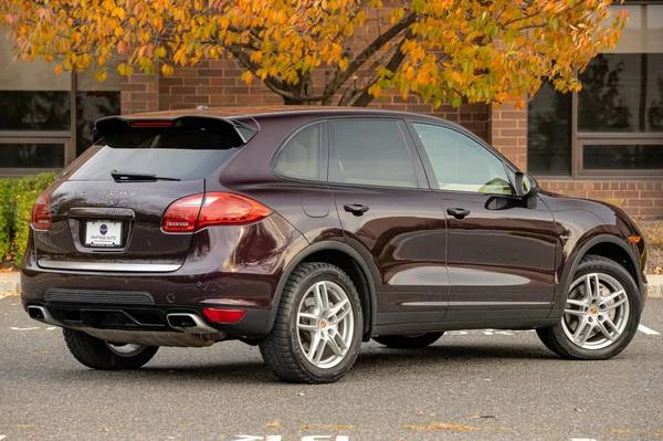 2011 Porsche 958 Cayenne - Image 8 of 18
