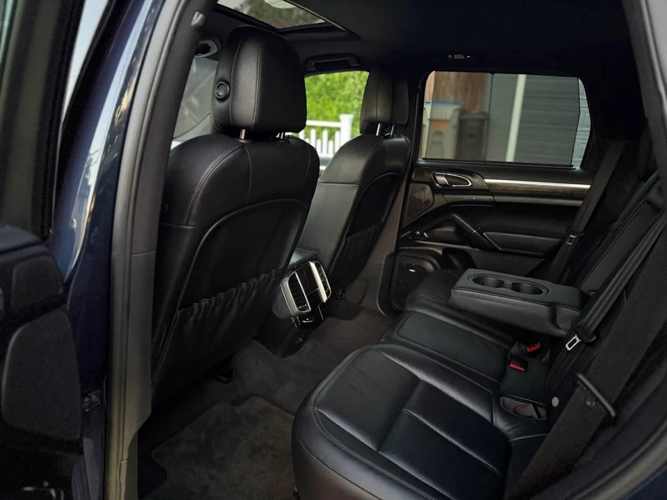 2011 Porsche 958 Cayenne - Image 11 of 14