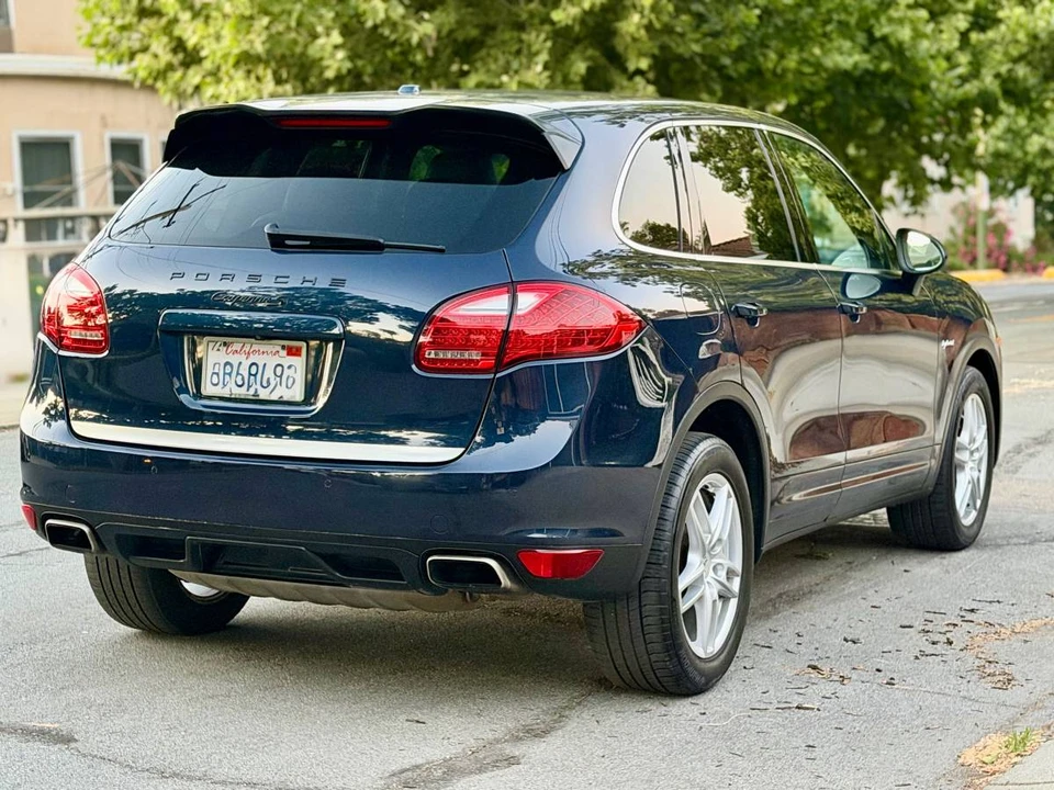 2011 Porsche 958 Cayenne - Image 4 of 14