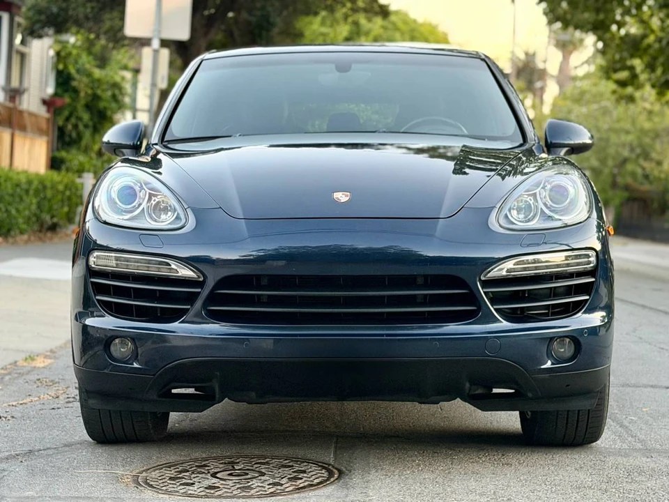 2011 Porsche 958 Cayenne - Image 3 of 14