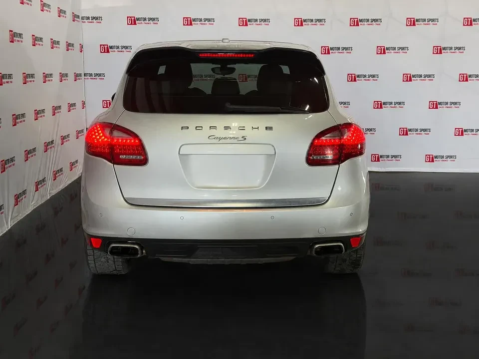 2011 Porsche 958 Cayenne S - Image 6 of 10