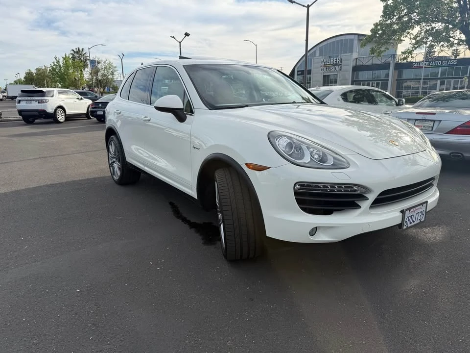 2011 Porsche 958 Cayenne S - Image 3 of 20