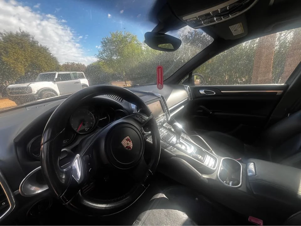 2011 Porsche 958 Cayenne S - Image 5 of 7
