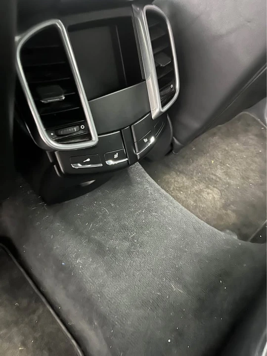 2011 Porsche Cayenne - Image 13 of 13