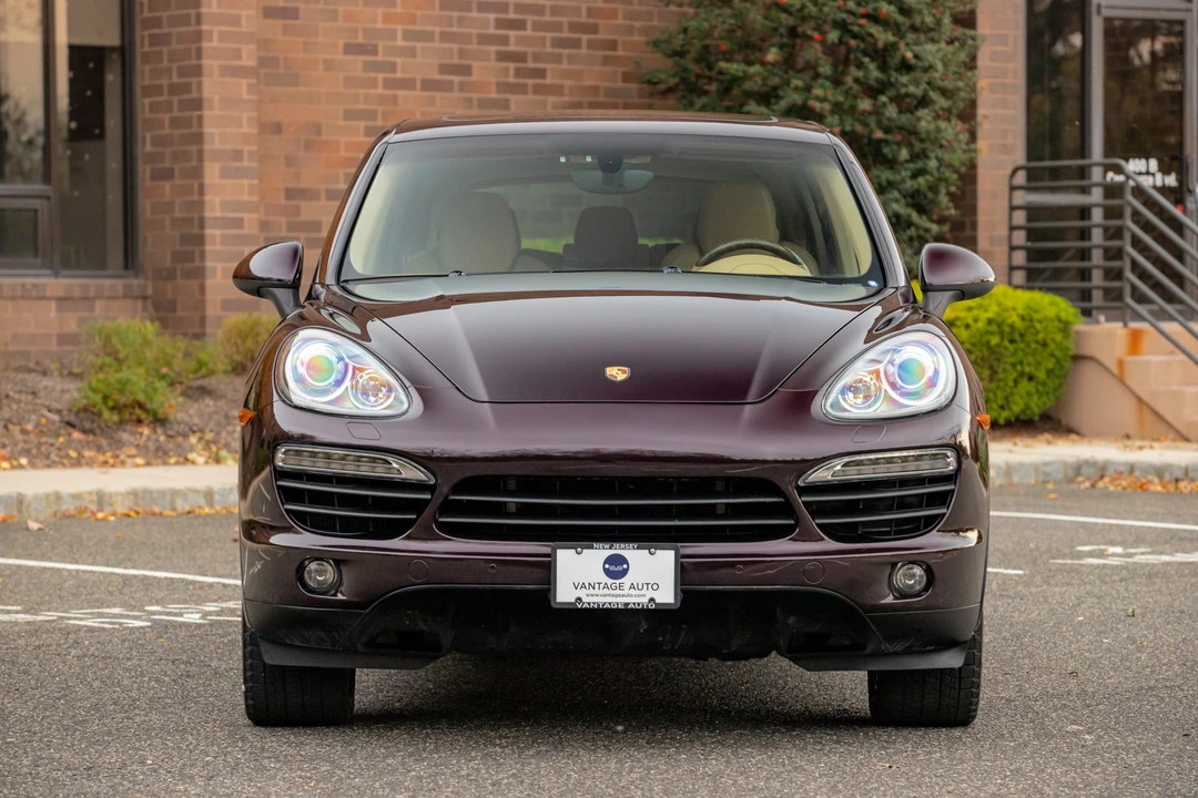 2011 Porsche 958 Cayenne S - Image 25 of 31