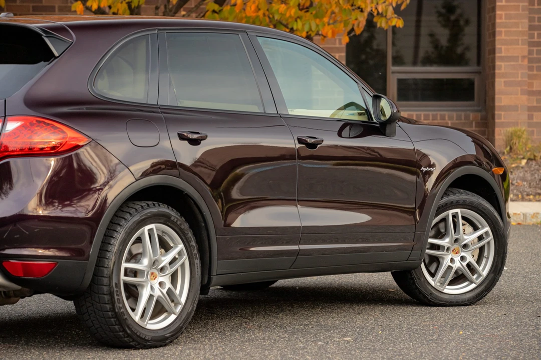 2011 Porsche 958 Cayenne S - Image 31 of 31