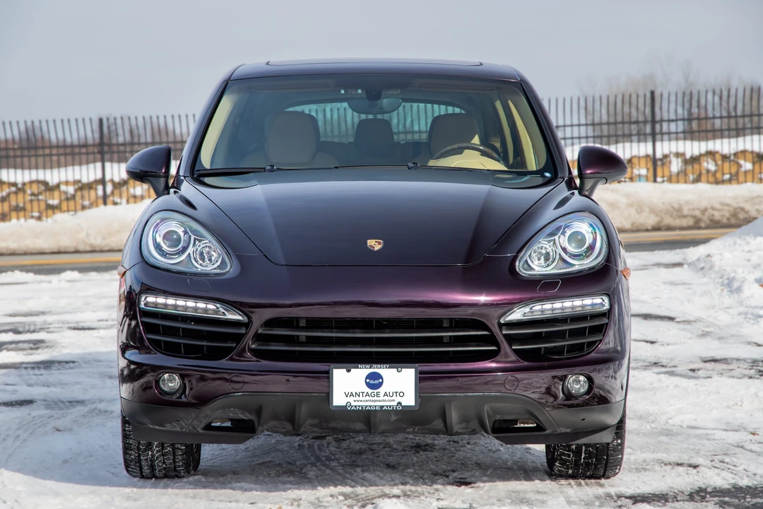2011 Porsche 958 Cayenne S - Image 9 of 31