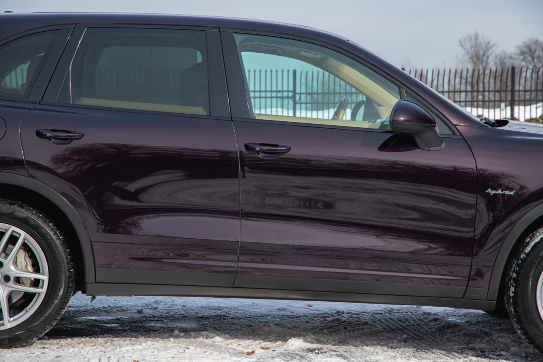 2011 Porsche 958 Cayenne S - Image 29 of 31