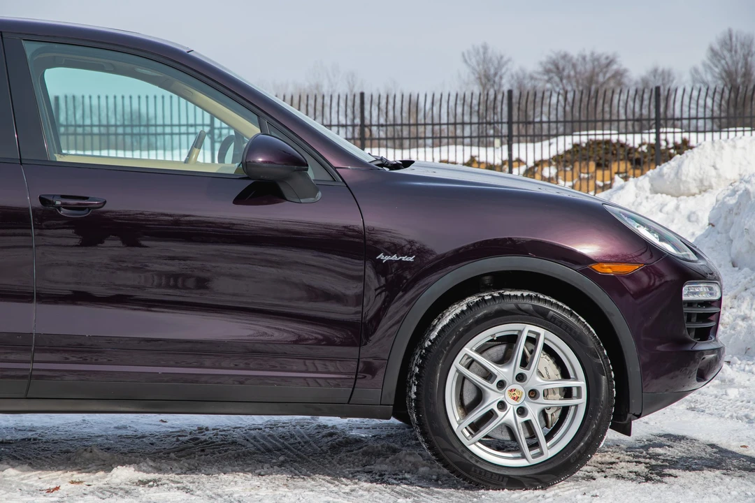 2011 Porsche 958 Cayenne S - Image 30 of 31