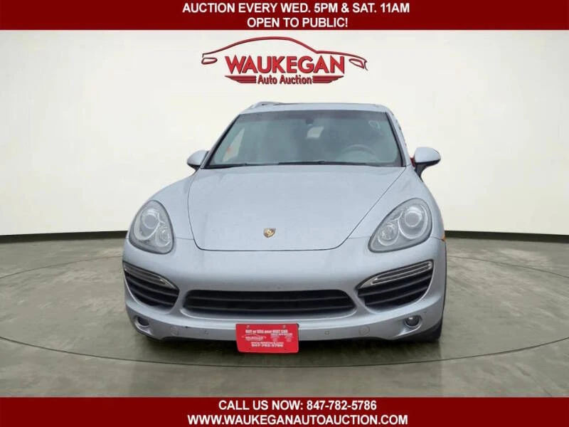 2011 Porsche 958 Cayenne S - Image 2 of 11