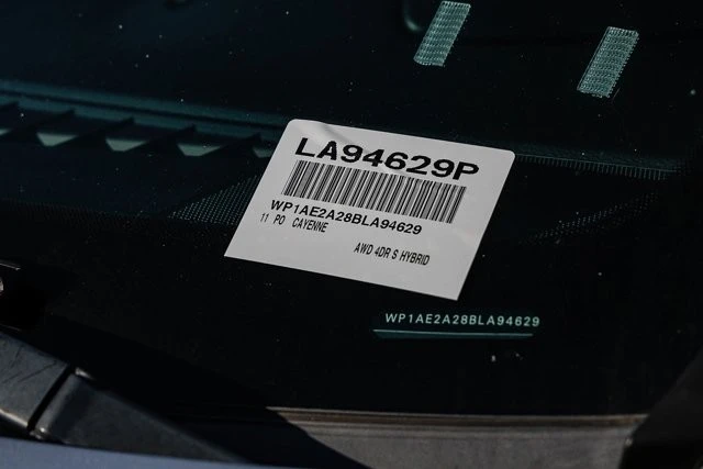 2011 Porsche 958 Cayenne S - Image 7 of 12
