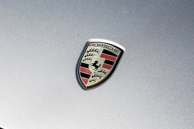 2011 Porsche 958 Cayenne S - Image 6 of 12