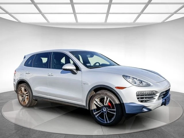 2011 Porsche 958 Cayenne S - Image 4 of 12