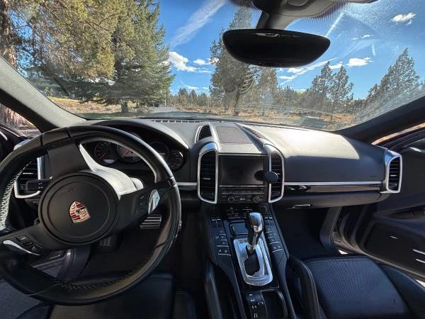 2011 Porsche 958 Cayenne S - Image 9 of 21