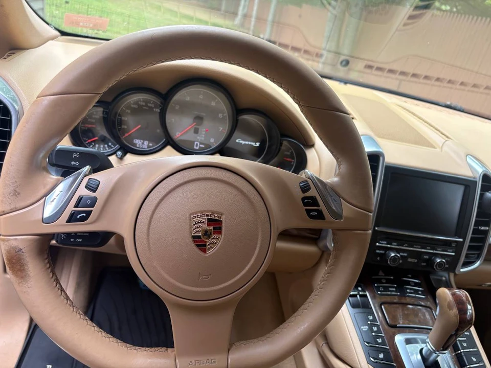 2011 Porsche 958 Cayenne S - Image 12 of 21