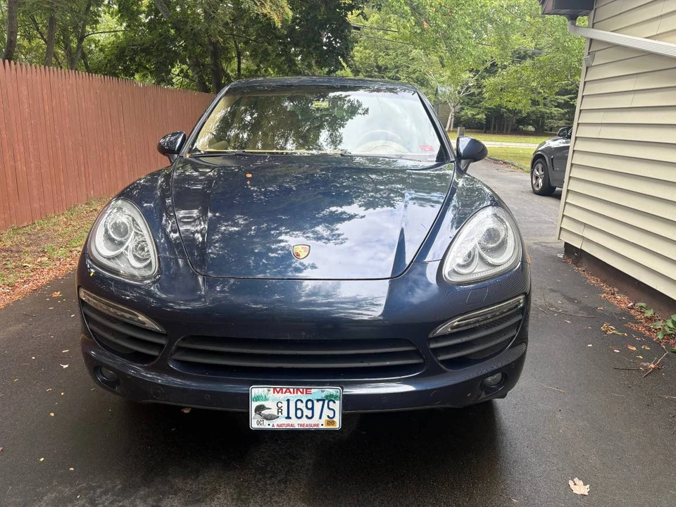 2011 Porsche 958 Cayenne S - Image 3 of 21