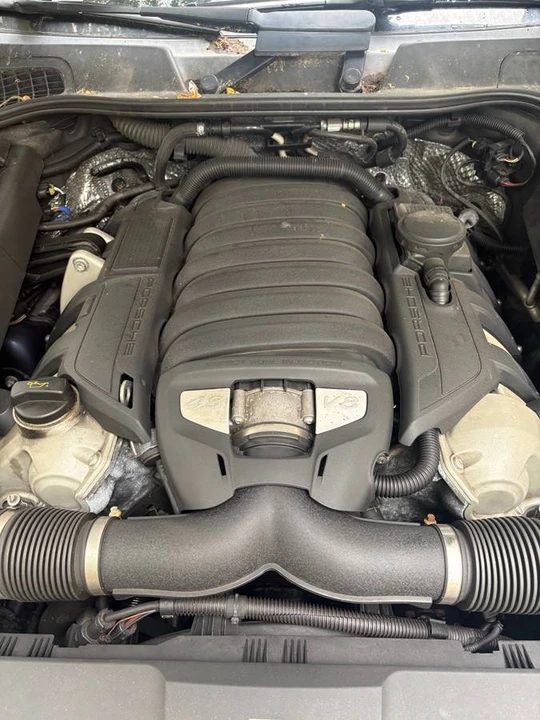 2011 Porsche 958 Cayenne S - Image 19 of 21