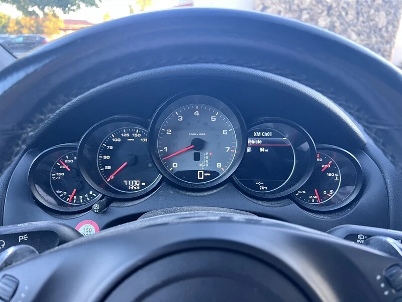 2011 Porsche 958 Cayenne S - Image 12 of 17