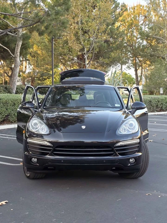 2011 Porsche 958 Cayenne S - Image 6 of 20
