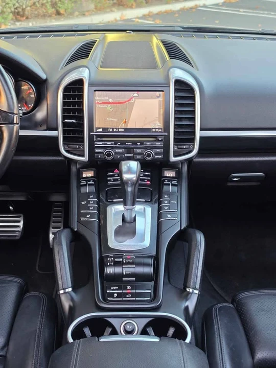 2011 Porsche 958 Cayenne S - Image 20 of 20