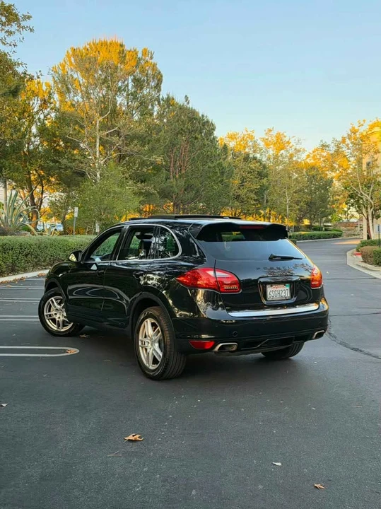 2011 Porsche 958 Cayenne S - Image 5 of 20