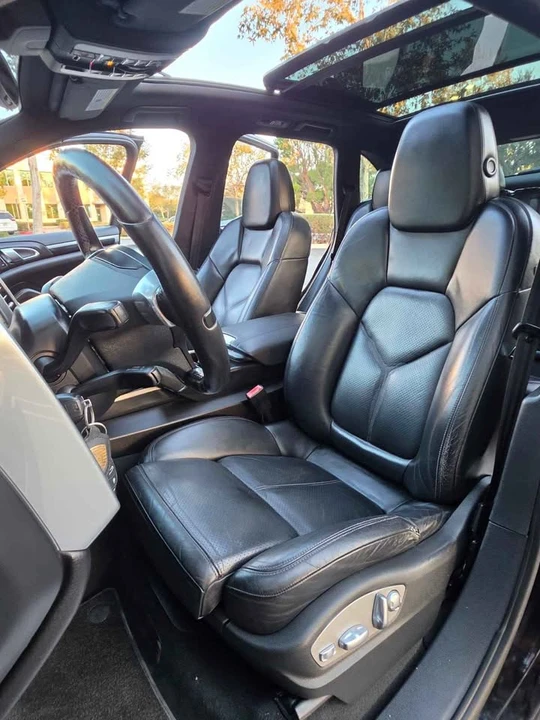 2011 Porsche 958 Cayenne S - Image 14 of 20