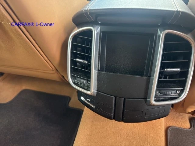 2011 Porsche 958 Cayenne S - Image 7 of 26
